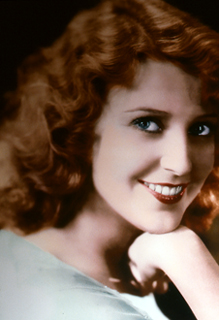 studio headshot of Jeanette MacDonald